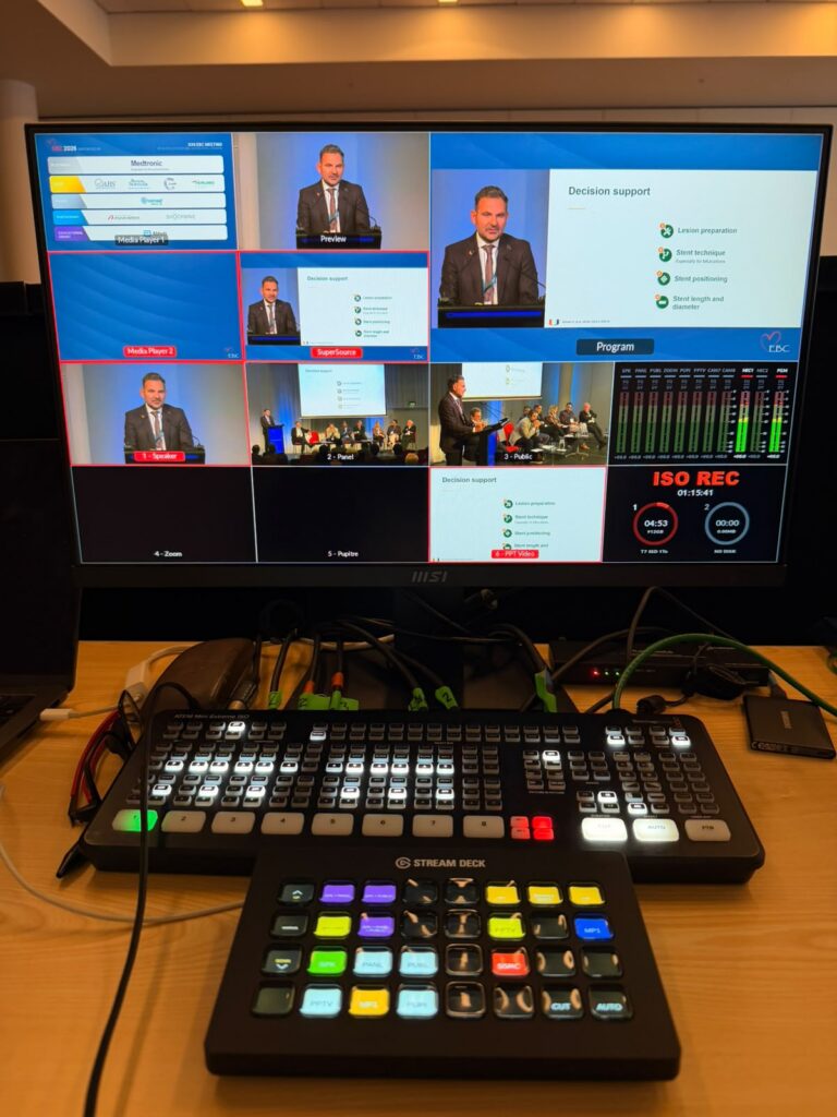 Multiview du mélangeur ATEM Mini Extreme ISO pendant l’EBC 2026 : orateur, slides incrustées et enregistrement ISO